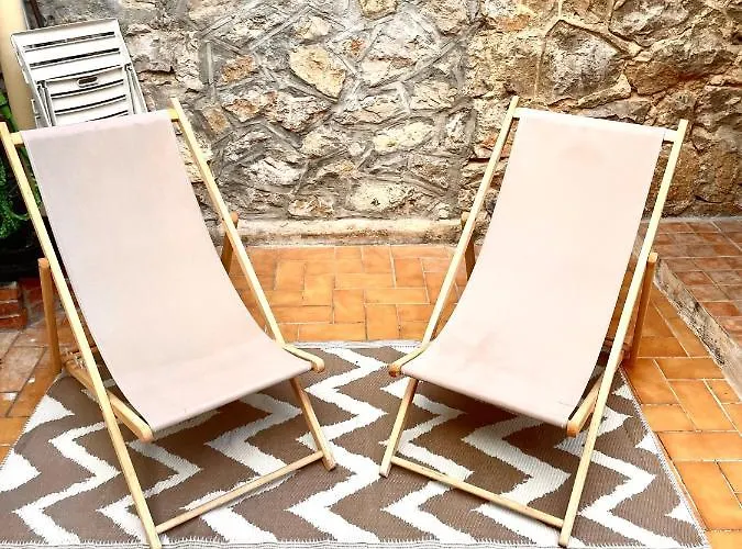 30m2 Cosy Avec Terrasse Apartmán Menton